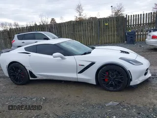 2014 Chevrolet Corvette 1LT z VIN 1G1YA2D7XE5128719, wystawiony jako IAAI lot #40877448 z przebiegiem 75 961 mil mil oraz . Historia ofert i sprzedaży dostępna na DreamBid. Obrazek 13.