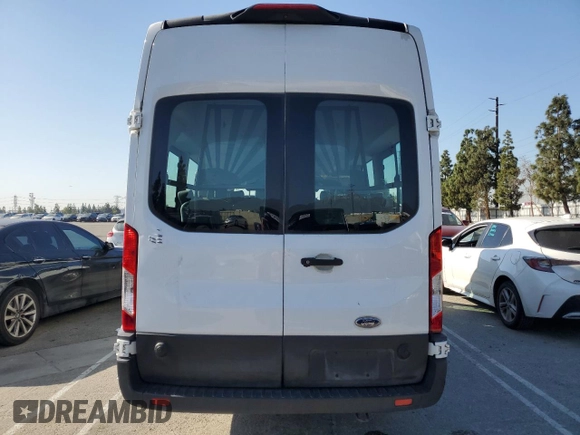 2019 Ford Transit Passenger XL with VIN 1FBVU4XMXKKA49423, listed as a Copart auction lot 52590185 with 183,289 mi miles and Clean Title. Bid and sale history available at DreamBid. Image 6.