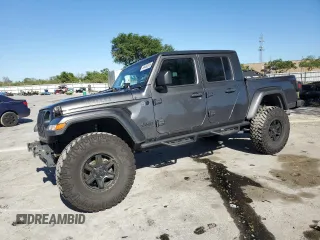 2021 Jeep Gladiator Willys with VIN 1C6HJTAGXML525866, listed as a Copart auction lot 49489295 with 108,164 mi miles and Salvage Title. Bid and sale history available at carsss.com. Image 1.