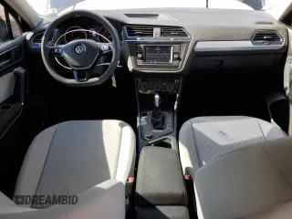 2018 Volkswagen Tiguan S с VIN 3VV0B7AXXJM122461, выставлен на аукционе Copart как лот 56054285 с пробегом 77 176 миль миль и Списание • Salvage title. История ставок и продаж доступна на DreamBid. Изображение 8.