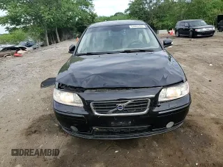 2007 Volvo S60 2.5L Turbo with VIN YV1RH592072606327, listed as a Copart auction lot 70507484 with 127,729 mi miles and Non Repairable. Bid and sale history available at carsss.com. Image 10.