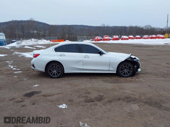 2021 BMW 3 Series 330i xDrive with VIN WBA5R7C05MFL03288, listed as a IAAI auction lot 41492559 with 47,170 mi miles and . Bid and sale history available at DreamBid. Image 13.