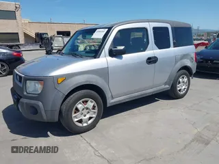 2005 Honda Element LX with VIN 5J6YH18335L004267, listed as a IAAI auction lot 41955187 with 136,283 mi miles and . Bid and sale history available at DreamBid. Image 18.