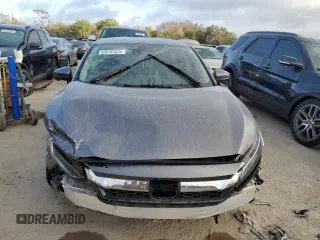 2018 Honda Clarity with VIN JHMZC5F10JC022722, listed as a Copart auction lot 42035423 with 95,431 mi miles. Bid and sale history available at carsss.com. Image 5.