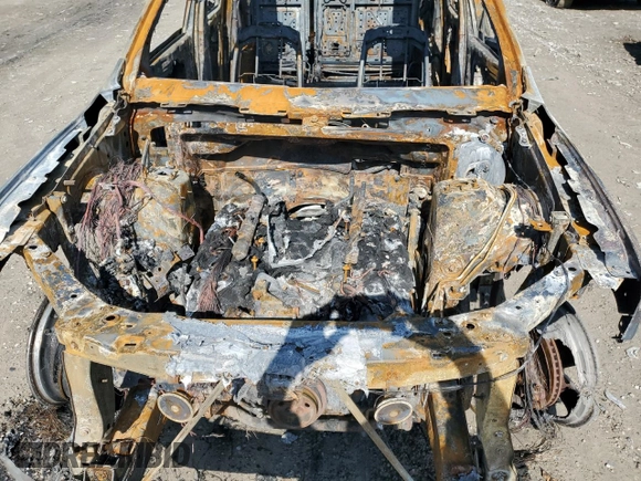 2011 Jeep Grand Cherokee Limited z VIN 1J4RR5GT4BC552333, wystawiony jako Copart lot #51217125 z przebiegiem Nie podano mil oraz Szkoda całkowita • Salvage title. Historia ofert i sprzedaży dostępna na DreamBid. Obrazek 12.