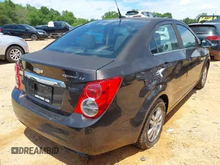 2014 Chevrolet Sonic LT с VIN 1G1JC5SH3E4139348, выставлен на аукционе IAAI как лот 42336984 с пробегом Не указан миль и . История ставок и продаж доступна на DreamBid. Изображение 4.