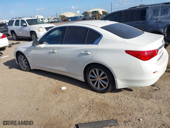 2016 Infiniti Q50 3.0t Premium with VIN JN1EV7AP8GM306347, listed as a IAAI auction lot 42013538 with 199,065 mi miles. Bid and sale history available at carsss.com. Image 3.