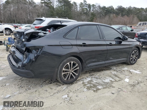 2024 Volkswagen Jetta Sport with VIN 3VWBM7BU4RM033919, listed as a Copart auction lot 88793085 with 35,761 mi miles and Salvage title. Bid and sale history available at DreamBid. Image 3.