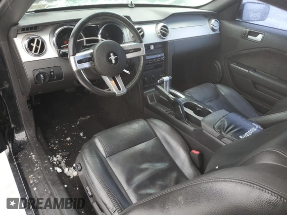2005 Ford Mustang Deluxe z VIN 1ZVFT84N355220696, wystawiony jako Copart lot #43260575 z przebiegiem 158 180 mil mil oraz Nie do naprawy • Non repairable. Historia ofert i sprzedaży dostępna na DreamBid. Obrazek 8.