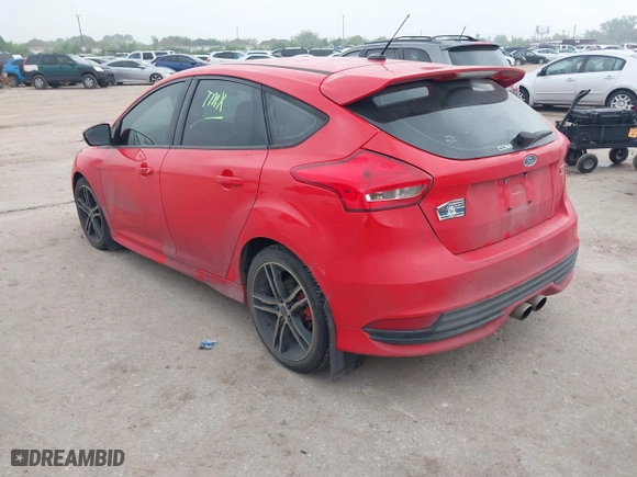 2015 Ford Focus ST with VIN 1FADP3L9XFL356641, listed as a IAAI auction lot 41928846 with 92,110 mi miles. Bid and sale history available at carsss.com. Image 3.