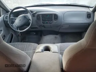 1997 Ford F-150 с VIN 1FTDX1728VNC50512, выставлен на аукционе Copart как лот 86523634 с пробегом 186 533 миль миль и Списание • Salvage title. История ставок и продаж доступна на DreamBid. Изображение 8.