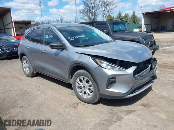 2024 Ford Escape Active with VIN 1FMCU9GN3RUB18665, listed as a IAAI auction lot 41883665 with 14,176 mi miles. Bid and sale history available at carsss.com. Image 1.