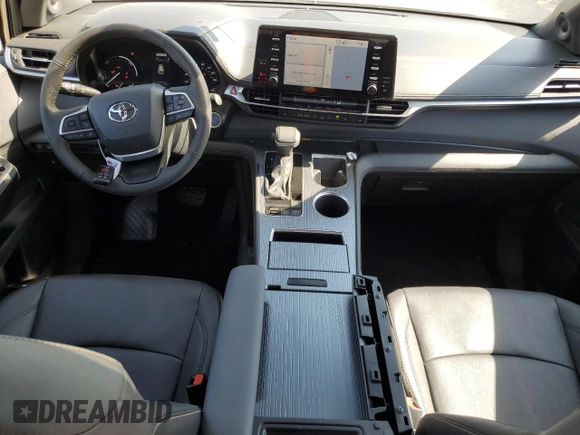 2024 Toyota Sienna LE with VIN 5TDCSKFC7RS130811, listed as a Copart auction lot 75768254 with 7,656 mi miles and Salvage Title. Bid and sale history available at carsss.com. Image 8.