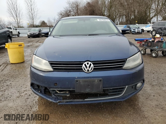2011 Volkswagen Jetta Comfortline with VIN 3VWDL7AJ4BM007572, listed as a Copart auction lot 86758914 with 514,655 mi miles and Salvage title. Bid and sale history available at DreamBid. Image 5.