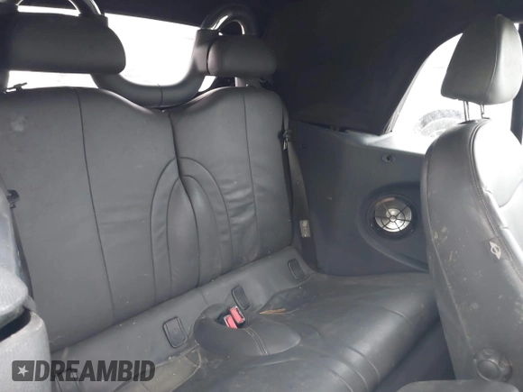 2007 MINI Convertible S с VIN WMWRH33527TL94583, выставлен на аукционе IAAI как лот 40403620 с пробегом 83 501 миль миль и . История ставок и продаж доступна на DreamBid. Изображение 8.