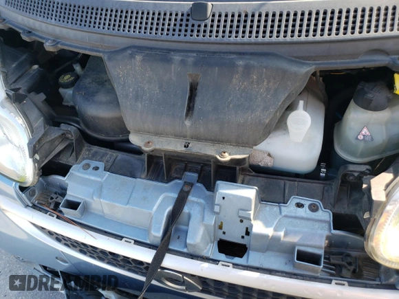 2013 Smart fortwo Pure with VIN WMEEJ3BA6DK674305, listed as a Copart auction lot 56100835 with 78,158 mi miles and Salvage title. Bid and sale history available at DreamBid. Image 11.
