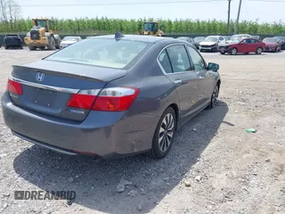 2014 Honda Accord EX-L with VIN 1HGCR6F5XEA002415, listed as a IAAI auction lot 42137751 with 239,746 mi miles and . Bid and sale history available at DreamBid. Image 4.
