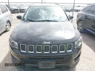 2018 Jeep Compass Sport with VIN 3C4NJCAB9JT339316, listed as a IAAI auction lot 41710918 with 130,344 mi miles. Bid and sale history available at carsss.com. Image 12.
