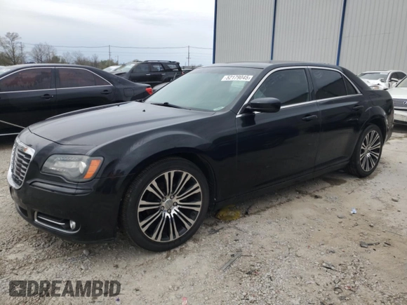 2014 Chrysler 300 S z VIN 2C3CCABG0EH163212, wystawiony jako Copart lot #52179045 z przebiegiem 167 232 mil mil oraz Nie do naprawy • Non repairable. Historia ofert i sprzedaży dostępna na DreamBid. Obrazek 1.