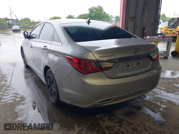 2011 Hyundai Sonata GLS with VIN 5NPEB4AC1BH241975, listed as a IAAI auction lot 42243194 with 224,825 mi miles and . Bid and sale history available at DreamBid. Image 3.