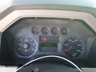 2008 Ford Super Duty F-250 SRW XL with VIN 1FTSX21YX8EA41027, listed as a Copart auction lot 45530625 with 87,934 mi miles and Salvage Title. Bid and sale history available at carsss.com. Image 9.