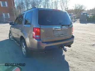 2011 Honda Pilot EX-L with VIN 5FNYF3H64BB030389, listed as a IAAI auction lot 41514251 with 100,666 mi miles and . Bid and sale history available at DreamBid. Image 3.