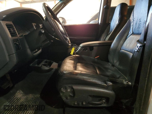 2002 Dodge Durango SLT with VIN 1B4HS48NX2F201020, listed as a Copart auction lot 82871304 with 281,315 mi miles and Clean title. Bid and sale history available at DreamBid. Image 7.