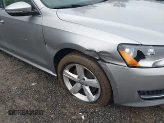 2012 Volkswagen Passat SE с VIN 1VWBH7A39CC108345, выставлен на аукционе IAAI как лот 41582865 с пробегом 168 741 миль миль и . История ставок и продаж доступна на DreamBid. Изображение 6.