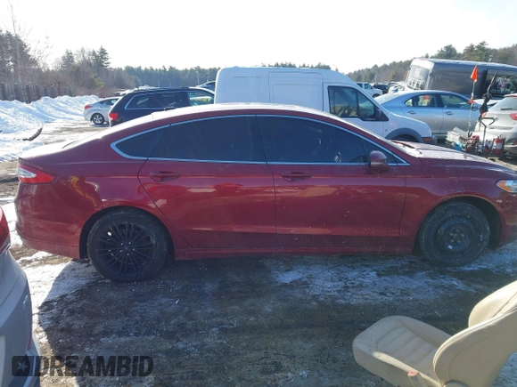 2016 Ford Fusion SE with VIN 3FA6P0HD3GR321785, listed as a IAAI auction lot 41386347 with 124,201 mi miles. Bid and sale history available at carsss.com. Image 13.
