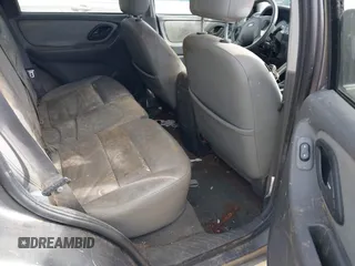 2006 Ford Escape Hybrid with VIN 1FMCU96HX6KC96124, listed as a IAAI auction lot 42272741 with Not provided miles and . Bid and sale history available at DreamBid. Image 8.