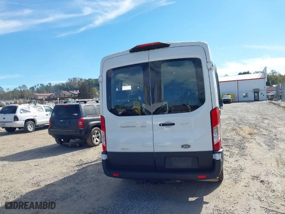 2023 Ford Transit Wagon XL with VIN 1FBAX2CG5PKA12507, listed as a IAAI auction lot 40611047 with NaN miles. Bid and sale history available at carsss.com. Image 16.
