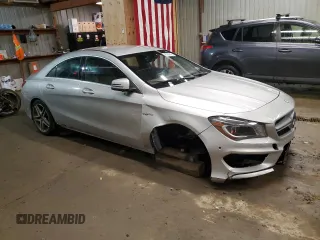 2014 Mercedes-Benz CLA 45 AMG z VIN WDDSJ5CB8EN094449, wystawiony jako Copart lot #46258665 z przebiegiem 114 363 mil mil oraz Szkoda całkowita • Salvage title. Historia ofert i sprzedaży dostępna na DreamBid. Obrazek 4.