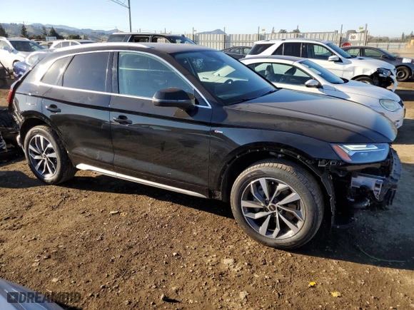 2024 Audi Q5 S line Premium Plus with VIN WA1EAAFY2R2013351, listed as a Copart auction lot 42339885 with 15,354 mi miles and Salvage Title. Bid and sale history available at carsss.com. Image 4.