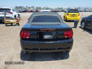 2002 Ford Mustang GT Deluxe with VIN 1FAFP45X92F229236, listed as a IAAI auction lot 42565552 with 122,504 mi miles and . Bid and sale history available at DreamBid. Image 17.