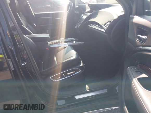 2019 Acura MDX with VIN 5J8YD3H31KL010630, listed as a IAAI auction lot 42450899 with Not provided miles and . Bid and sale history available at DreamBid. Image 5.