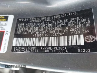 2012 Toyota Camry XLE z VIN 4T1BD1FK7CU037762, wystawiony jako IAAI lot #42253606 z przebiegiem 130 888 mil mil oraz . Historia ofert i sprzedaży dostępna na DreamBid. Obrazek 9.