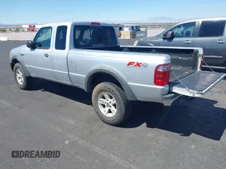 2005 Ford Ranger XLT z VIN 1FTZR45E65PA17621, wystawiony jako IAAI lot #42236835 z przebiegiem 270 409 mil mil oraz . Historia ofert i sprzedaży dostępna na DreamBid. Obrazek 3.