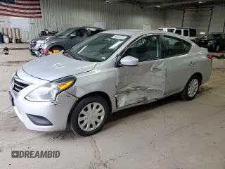 2019 Nissan Versa SV z VIN 3N1CN7APXKL878370, wystawiony jako Copart lot #58551935 z przebiegiem 142 513 mil mil oraz Nie do naprawy • Non repairable. Historia ofert i sprzedaży dostępna na DreamBid. Obrazek 1.