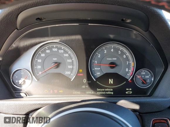 2018 BMW M3 with VIN WBS8M9C57J5L00828, listed as a Copart auction lot 42572923 with 33,042 mi miles. Bid and sale history available at carsss.com. Image 9.