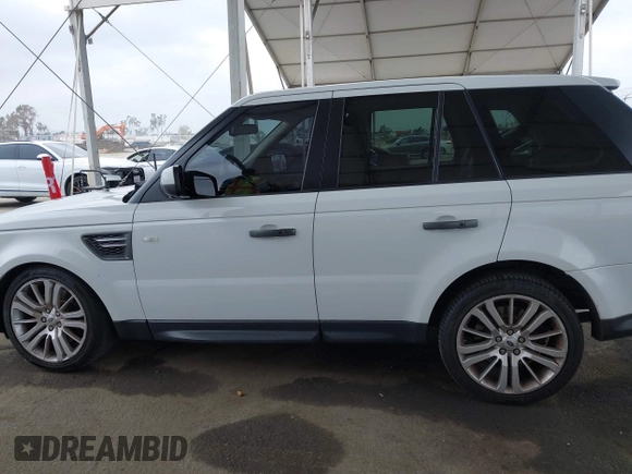 2011 Land Rover Range Rover Sport HSE Lux with VIN SALSK2D43BA702850, listed as a IAAI auction lot 42116624 with 99,733 mi miles and . Bid and sale history available at DreamBid. Image 14.