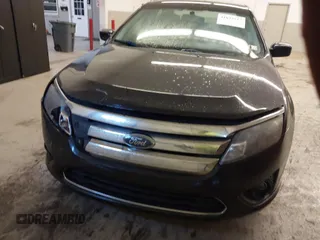 2010 Ford Fusion SE with VIN 3FAHP0HA3AR169898, listed as a IAAI auction lot 41033517 with 194,856 mi miles. Bid and sale history available at carsss.com. Image 12.