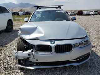 2017 BMW 3 Series 330i xDrive with VIN WBA8K3C52HK679126, listed as a Copart auction lot 69714084 with 89,420 mi miles and Salvage Title. Bid and sale history available at carsss.com. Image 5.