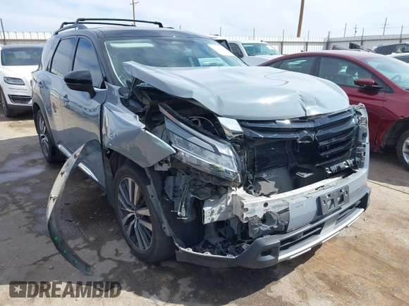 2022 Nissan Pathfinder Platinum with VIN 5N1DR3DH7NC216826, listed as a IAAI auction lot 41888575 with 71,663 mi miles and . Bid and sale history available at DreamBid. Image 6.