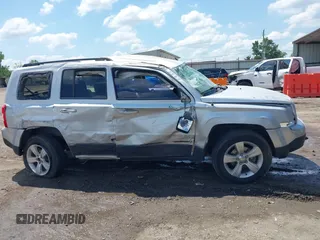 2014 Jeep Patriot Latitude with VIN 1C4NJRFB0ED549410, listed as a IAAI auction lot 42227402 with 139,908 mi miles and . Bid and sale history available at DreamBid. Image 13.