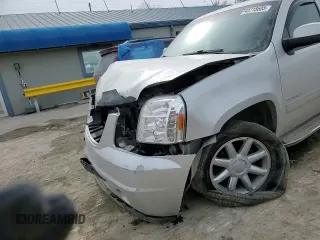2011 GMC Yukon XL Denali z VIN 1GKS2MEF7BR330261, wystawiony jako Copart lot #45718605 z przebiegiem 158 271 mil mil oraz Szkoda całkowita • Salvage title. Historia ofert i sprzedaży dostępna na DreamBid. Obrazek 12.