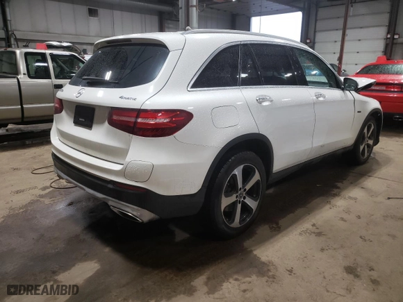 2019 Mercedes-Benz GLC with VIN WDC0G5EB4KF575392, listed as a Copart auction lot 49956705 with 36,397 mi miles and Salvage Title. Bid and sale history available at carsss.com. Image 3.