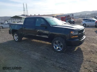 2018 Chevrolet Silverado 1500 Custom with VIN 3GCUKPEC0JG323078, listed as a IAAI auction lot 41752044 with 101,041 mi miles. Bid and sale history available at carsss.com. Image 13.