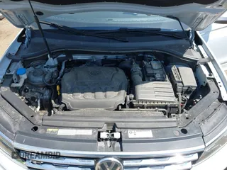 2019 Volkswagen Tiguan SEL Premium with VIN 3VV4B7AXXKM019995, listed as a IAAI auction lot 42170731 with 53,916 mi miles and . Bid and sale history available at DreamBid. Image 10.
