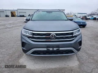 2023 Volkswagen Atlas SE with VIN 1V2JR2CA4PC537049, listed as a Copart auction lot 44129915 with 26,340 mi miles and Salvage title. Bid and sale history available at DreamBid. Image 5.
