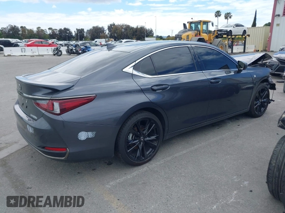 2024 Lexus ES 300h with VIN 58ABA1C18RU039512, listed as a IAAI auction lot 42051732 with 19,728 mi miles and . Bid and sale history available at DreamBid. Image 13.
